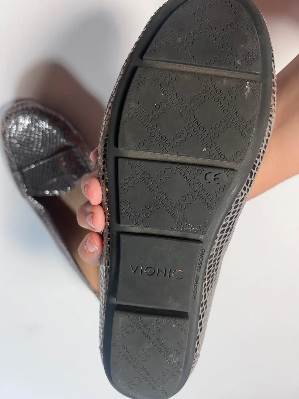 VIONIC Orthaheel Chill Larrun Leather Snake Embossed Loafer Gunmetal 6.5